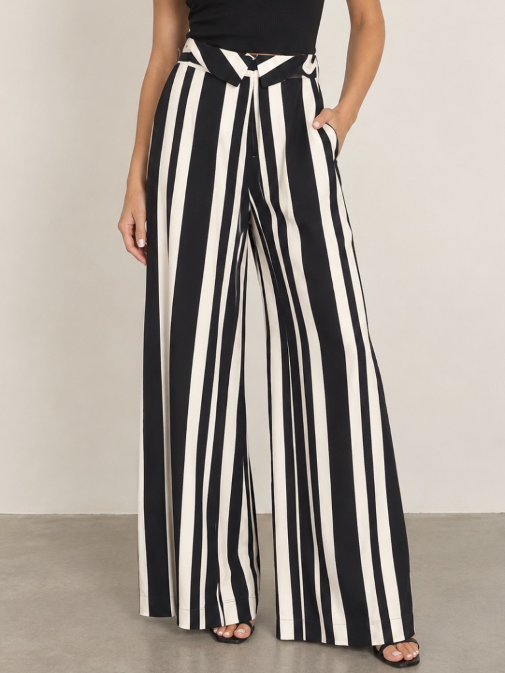 ALICE & OLIVIA Linen Blend Wide Leg High Waisted Stripe Pants Black White Size 0